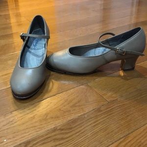 Capezio Character Heel Tap Shoes